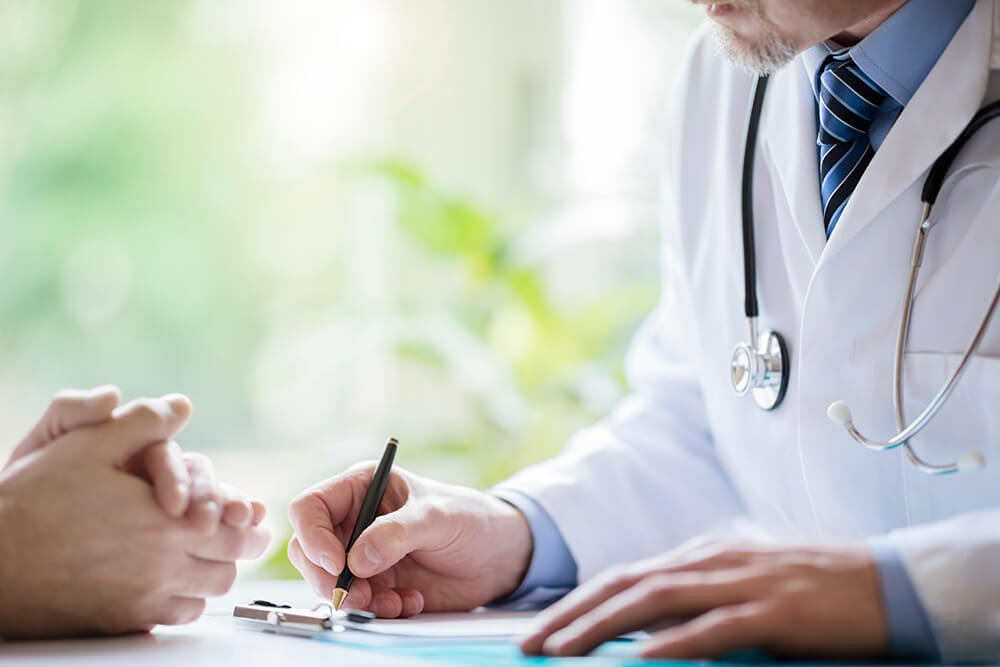 doctor-and-patient (1)